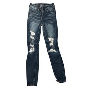 EUC American Eagle Ne(x)t Level Stretch Women's sz 2 Distressed Jeans